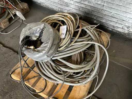 Residui di cavi su pallet