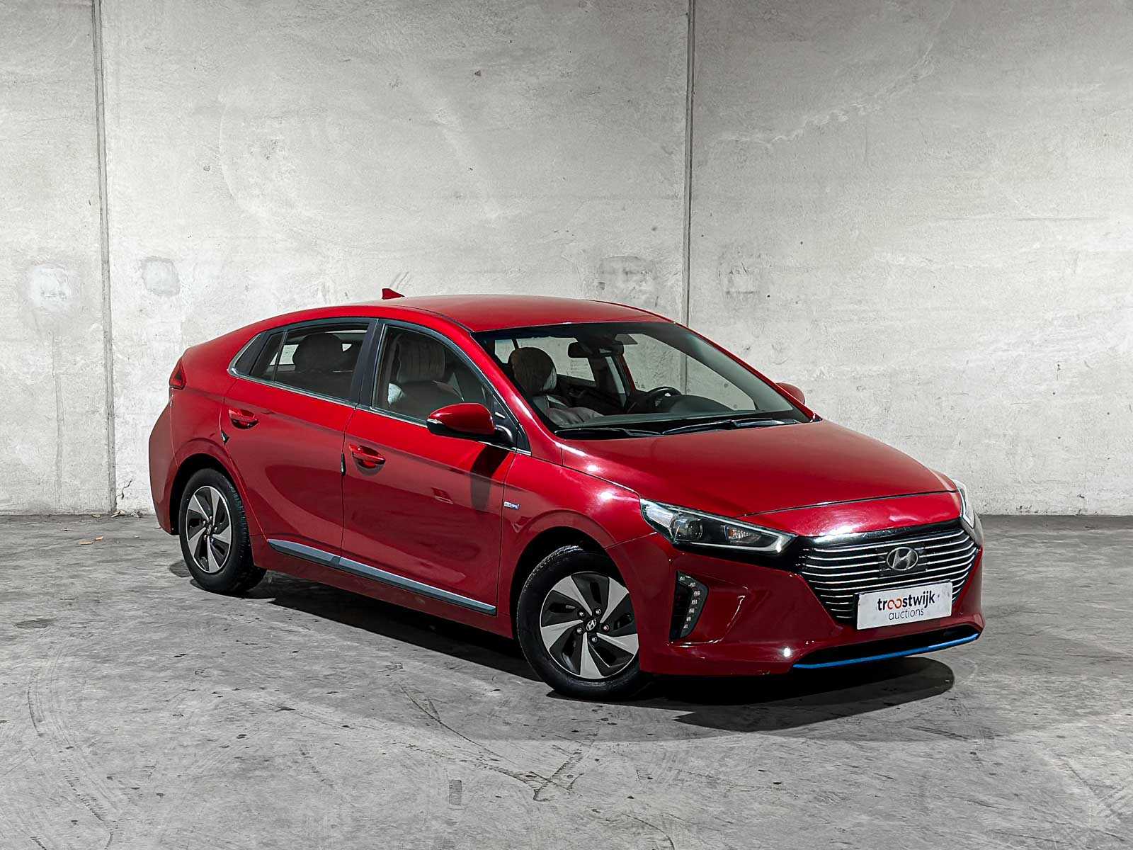 Hyundai IONIQ 1.6 GDi Comfort 141pk 2019 Plug-In Hyrbid (Origineel-NL), XS-254-P