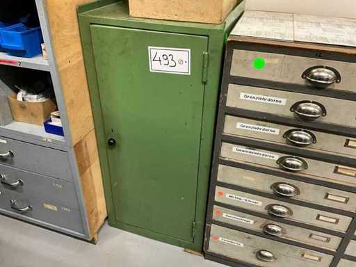 Werkplaatskast met inhoud