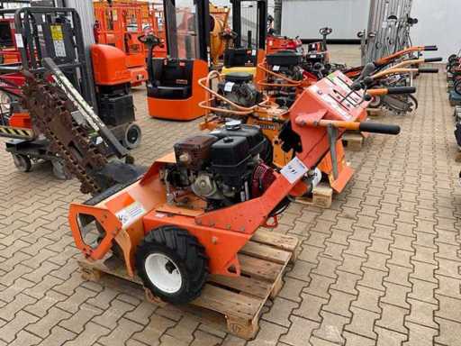 Coupe-fente de terre Barreto