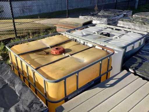 Kubikmeterbehälter (2x)