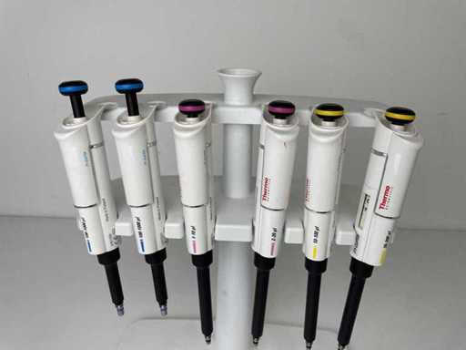Thermo Scientific Thermo Scientific ClipTip F1 Fascicul de micropipete cu un singur canal