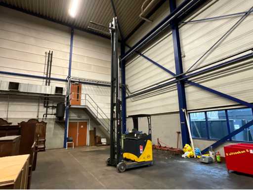 2010 OM XR14AC Reach