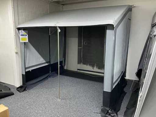 Cortul de iarnă Brand Pamir