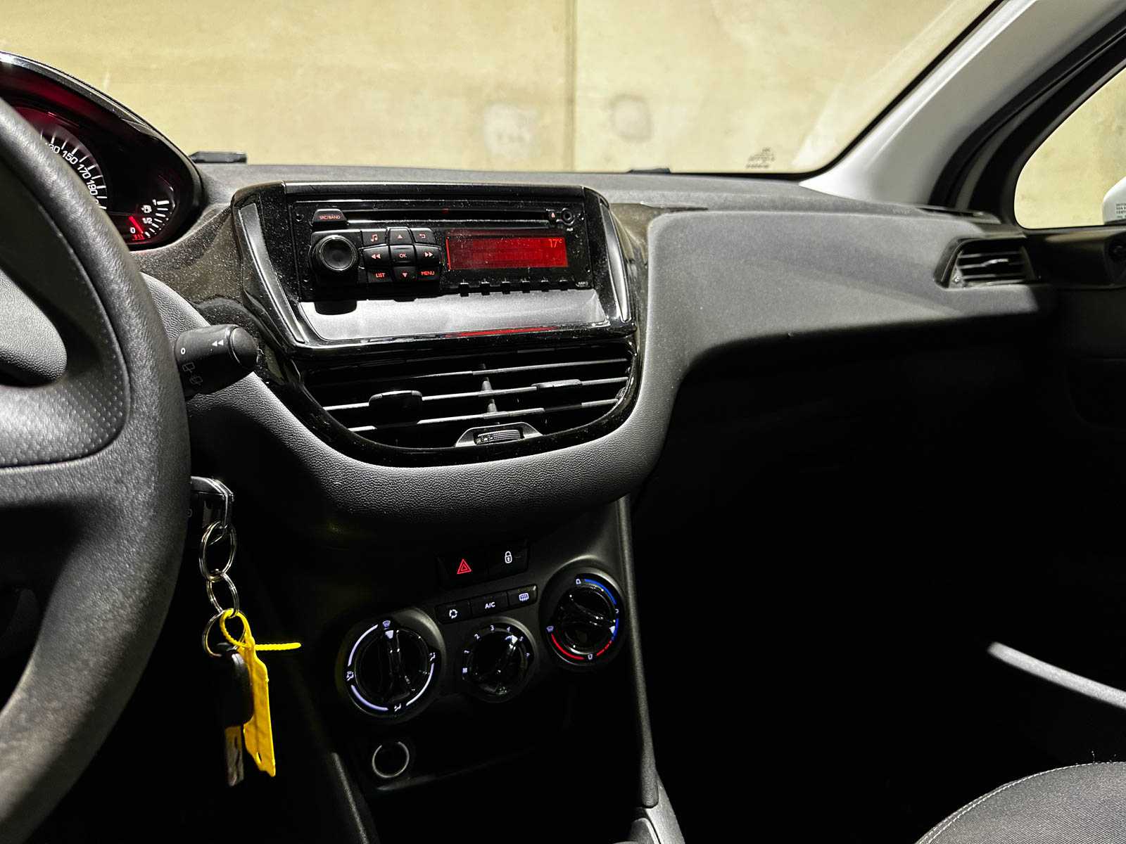 Peugeot 208 1.0 PureTech Access 67pk 2015 (Origineel-NL), GK-426-P