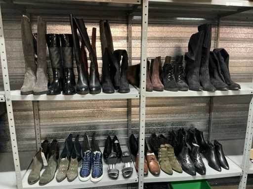 Batch of various ViaVai/Steve Madden/Calvin Klein etc shoes (69x)