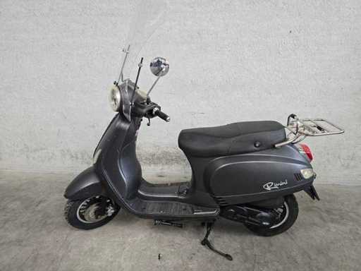 Pronto - Mustache Scooter - Rimini - Moped 4T versiunea 25km f546hn