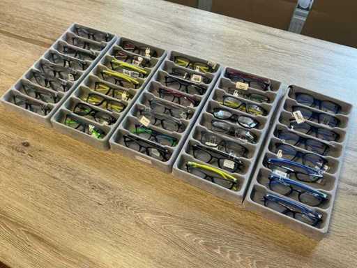 Optiques des lunettes de lecture Nike