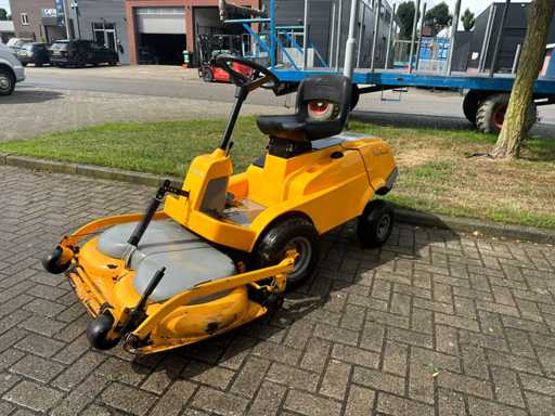 Stiga - Villa President - Tracteur de pelouse