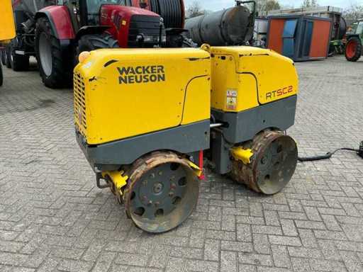 2009 Wacker Neuson RT SC2 Remote Roller