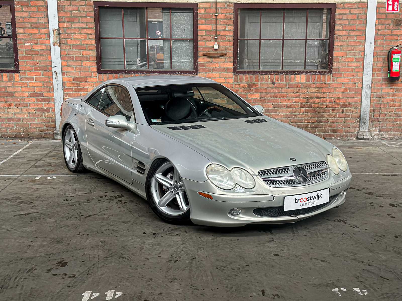 Mercedes-Benz SL500 5.0 V8 306PK 2002 SL-Klasse Youngtimer