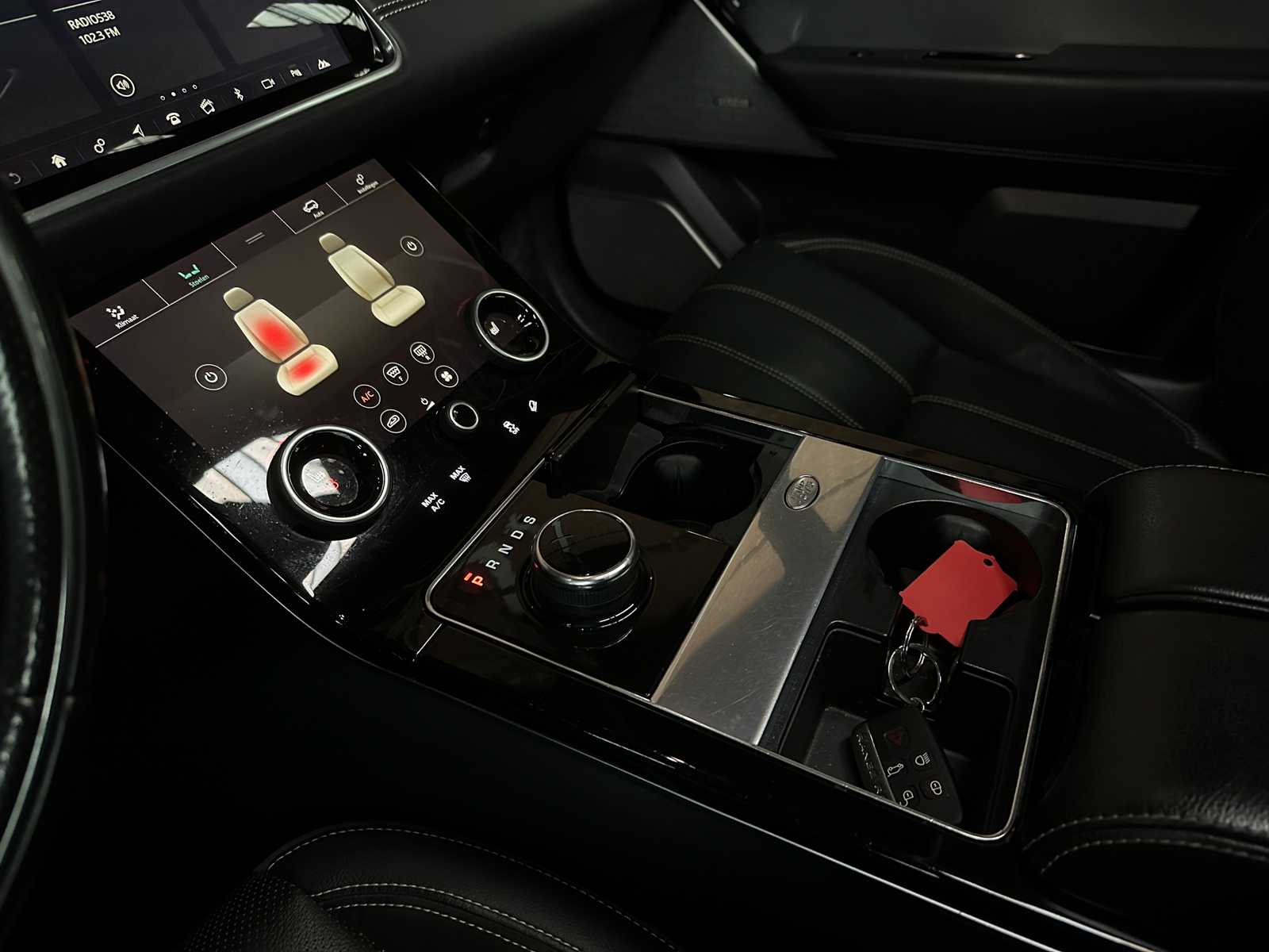 Land Rover Range Rover Velar 2.0 I4 AWD R-D HSE 237pk 2017, PP-174-L