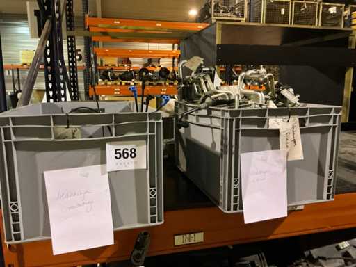 Man Diverse verwarmingsbedieningen en verdampers