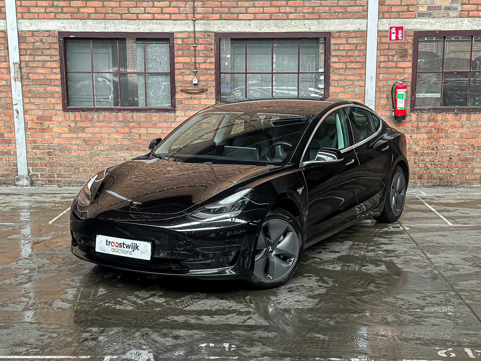 Tesla Model 3 Stnd.RWD Plus 60 kWh 238pk 2020, K-738-BV