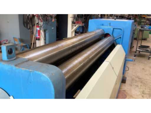 99841314-db31-4813-95a8-f8602f20f96c.mp4