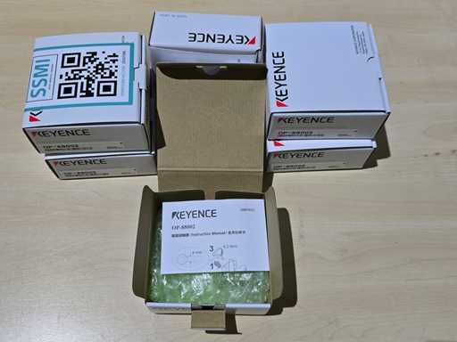 Keyence - OP-88002 - Mounting bracket (6x)