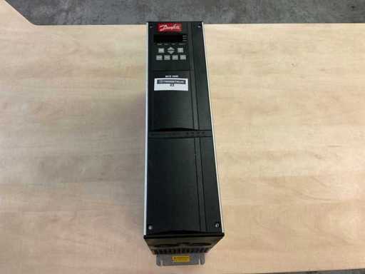 Danfoss MCD 3030-T5-B21-CV4 Frequency Converter