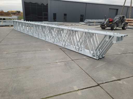 Ferm? cu z?brele 12 000 mm (6x)