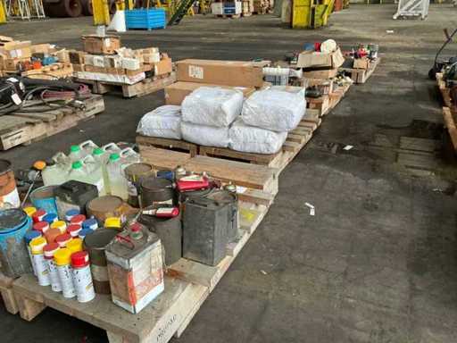 Batch of various parts