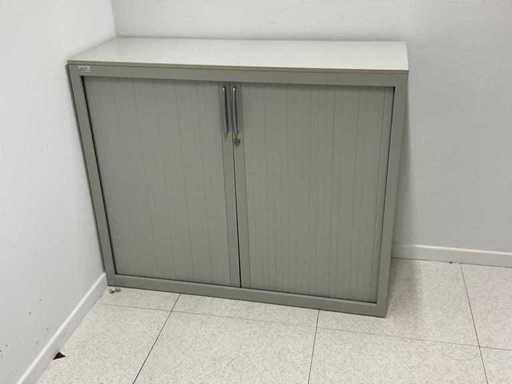 Armadio a porta a ruvola