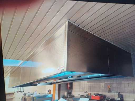 Hotte extractrice industrielle en acier inoxydable