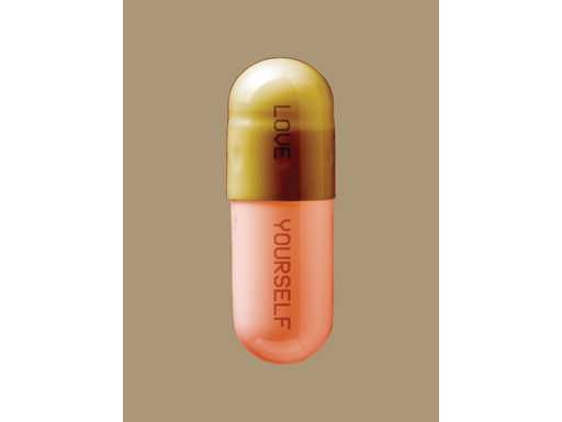 Foto Love  Yourself ‘Pill’