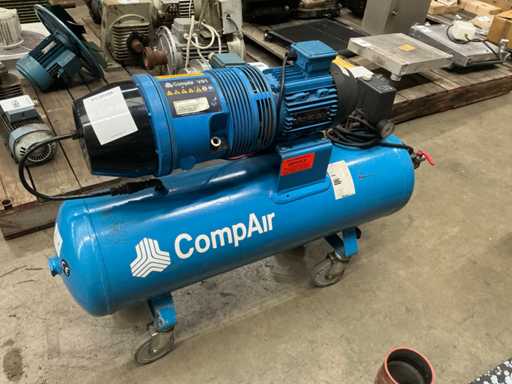 Compair V01 Hydrovane compressor