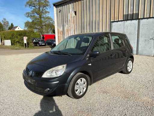 2008 Renault Megane Scenic Car