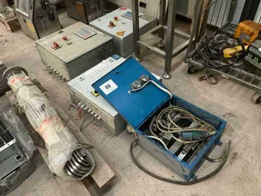 Cutia de alimentare (5x)