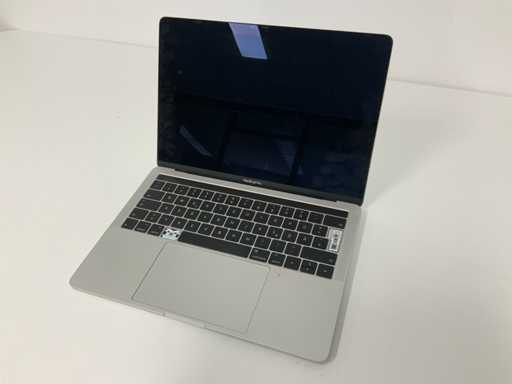 Apple A2159 13-calowy laptop MacBook Pro MUHQ2N/A