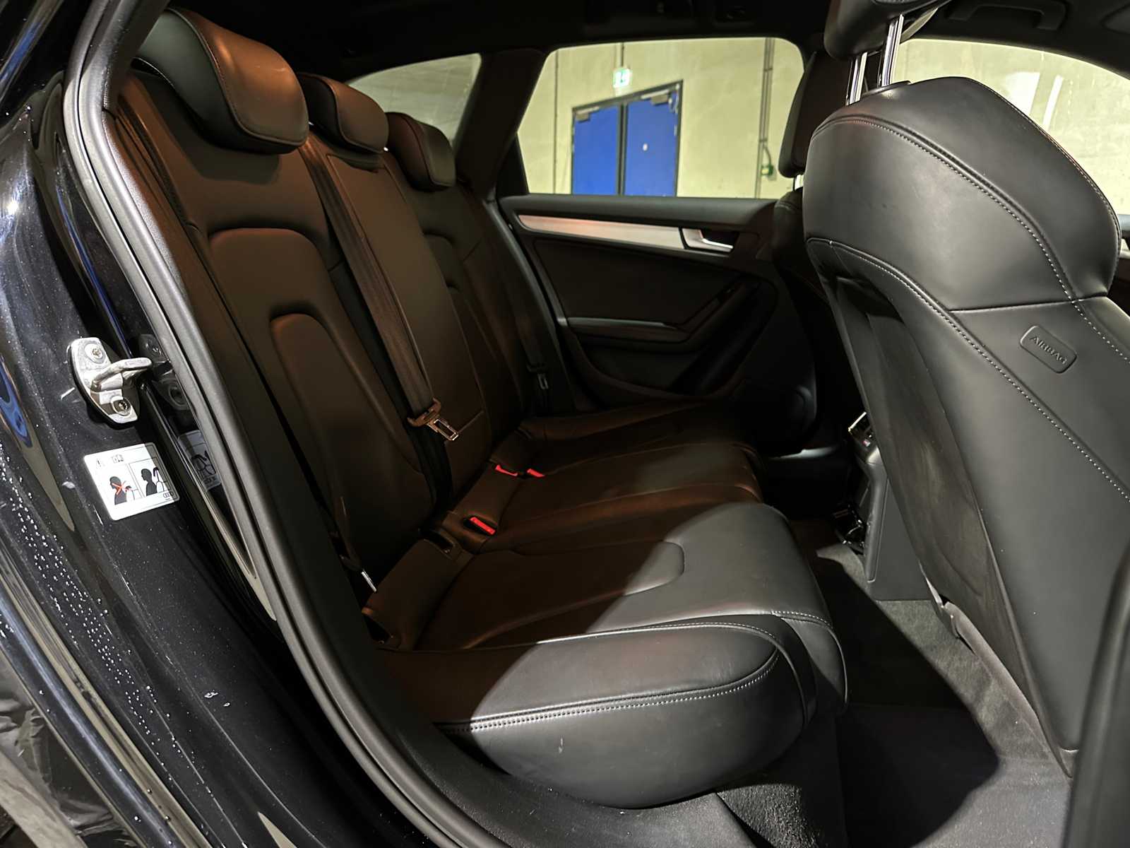 Audi A4 Avant 1.8 TFSI Automatic S Edition 170hp 2015, 4-ZRD-12