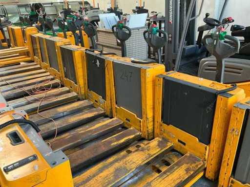 Jungheinrich EJE C20 Elektryczny Wózek Paletowy (11x)
