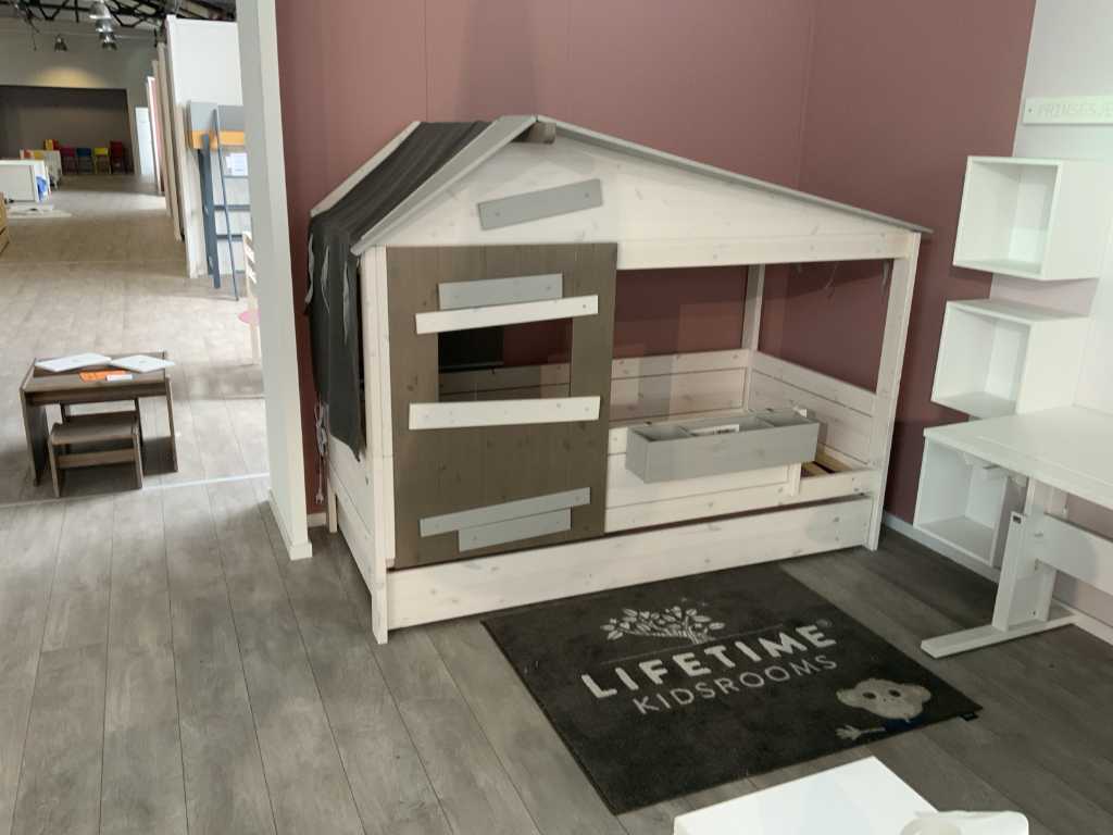 Lifetime "The Hideout" Cabin Bed