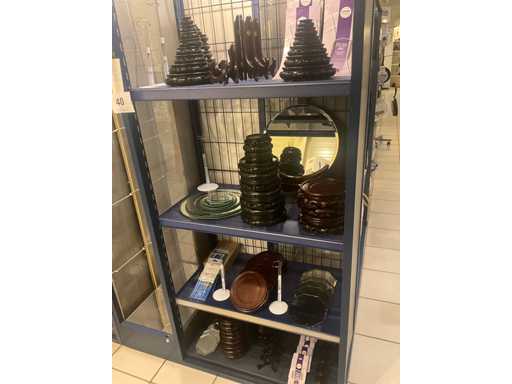 Divers piédestals, supports pour assiettes, supports pour assiettes, miroirs