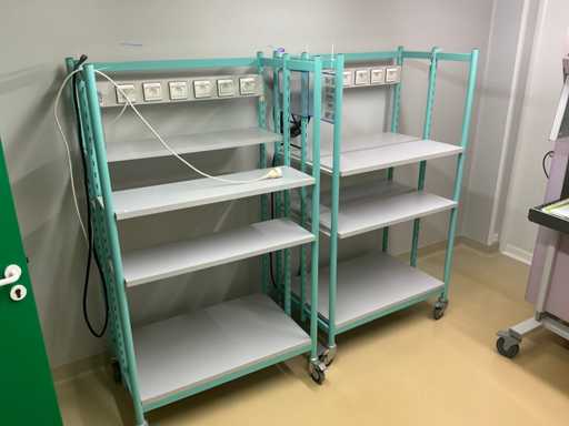 Mobiele structuren met elektrische aansluiting (2x)