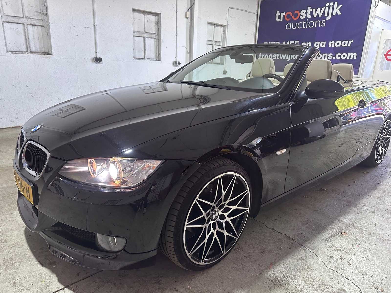 BMW – 3-series Convertible – 320i AUTOMATIC – JFK-96-H – 2009