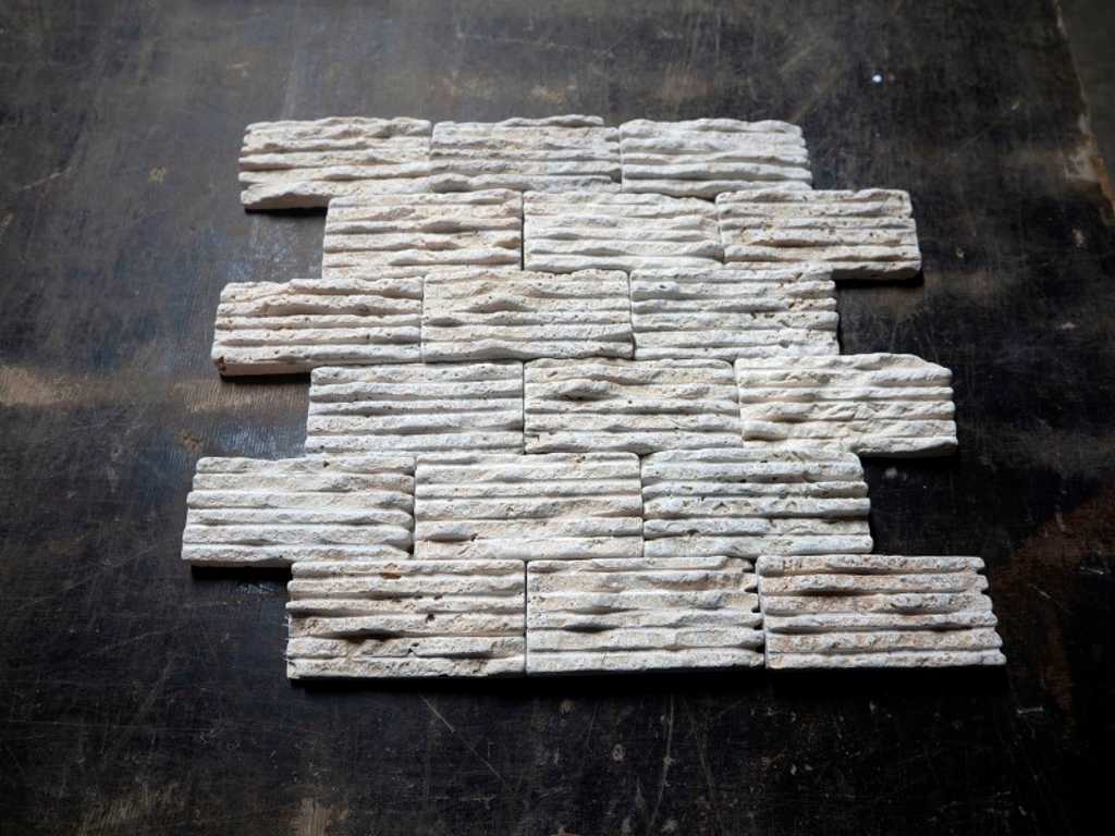 Natural stone mosaic mats 9,7m²