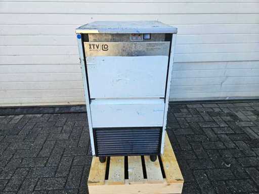 ITV - Ice Queen - Machine à glaçons