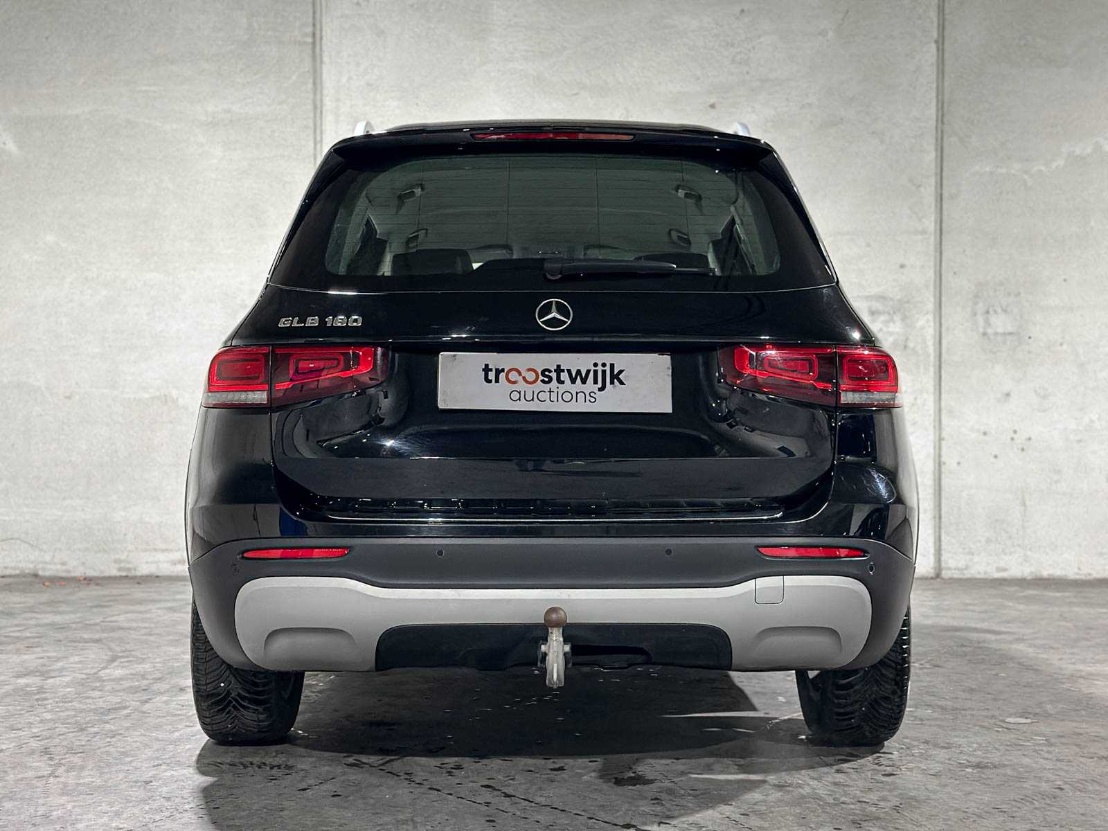 Mercedes-Benz GLB180 Business Solution 136pk 2021 (Origineel-NL + 1e Eigenaar) GLB-Klasse, L-079-FR