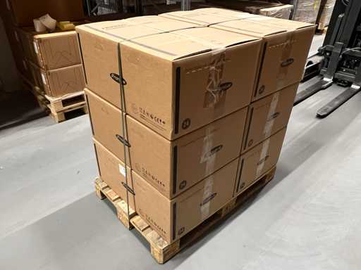 FRONIUS SYMO 10,0-3-M Advanced, Met ingebouwde DC SPD String omvormers - 2023 (x6)