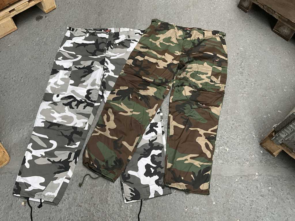 Pantalon de camouflage (24x)