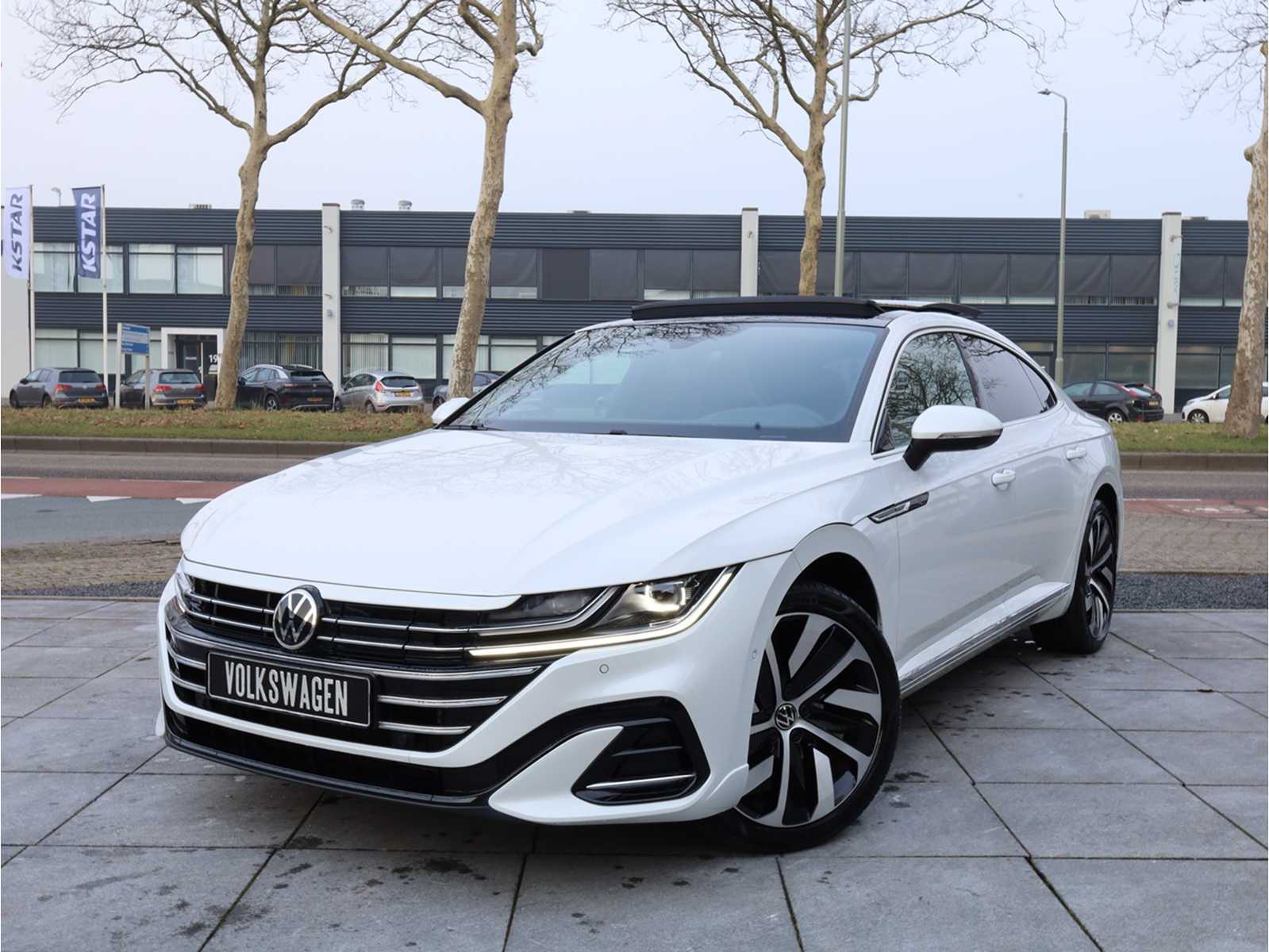 Volkswagen Arteon 1.4 TSI eHybrid PHEV R-Line 218HP Automatic 2021
