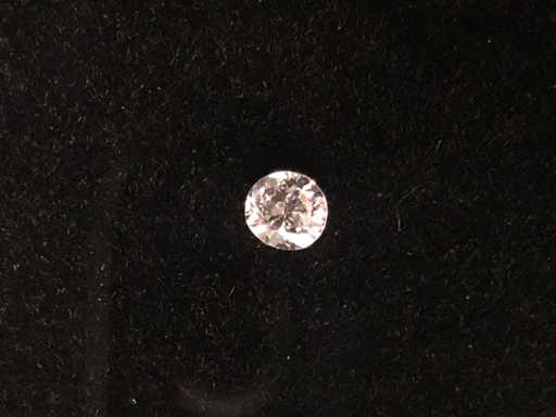Diamant roz strălucitor 0,14 carate