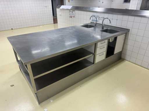 RVS Spoel- en werktafel eiland