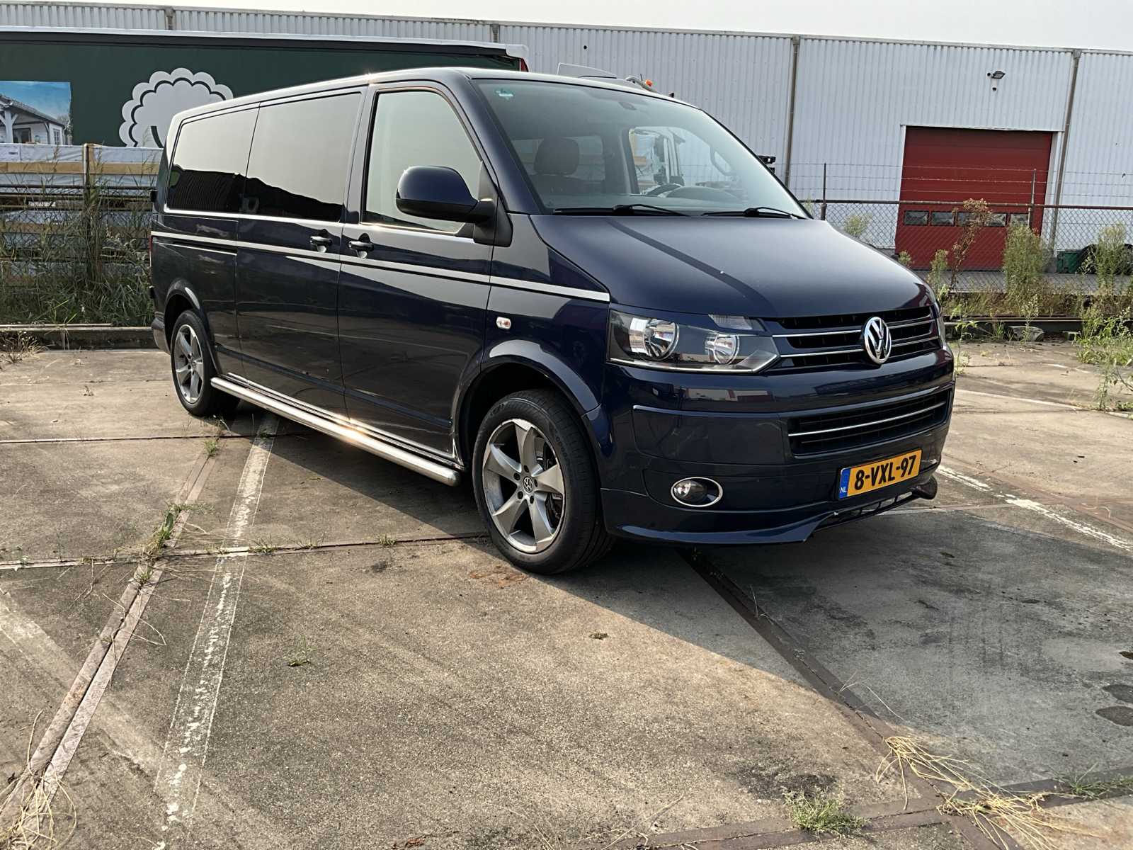 Volkswagen Transporter 2.0 TDI L2H1 Delivery Van