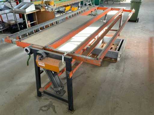 Federhenn Assembly Neigungstisch