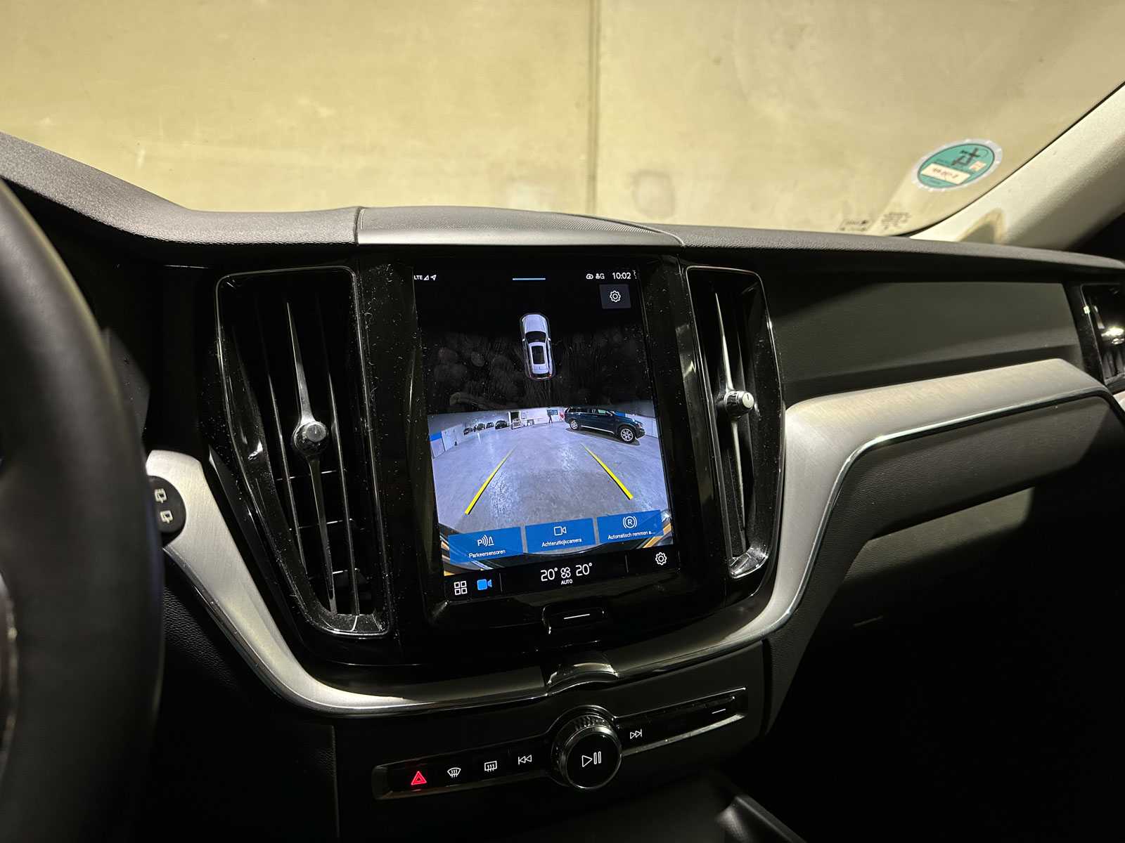 Volvo XC60 2.0 T6 Plug-in hybrid AWD Core Bright 253pk 2027 (Origineel-NL+1e eigenaar), S-190-RP
