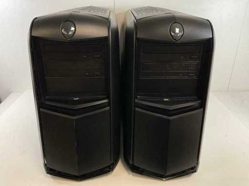 Dell Alienware Aurora R4, Core(TM) i7 X-Series 3820, 32 Go de RAM (4x8 Go), sans disque dur, stations de travail NVIDIA GeForce 555 1 Go (2x)
