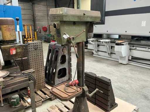 TNW Column Drilling Machine