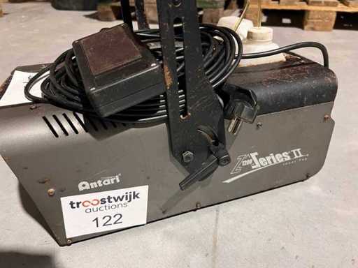 Antari - Z1200 - Machine à brouillard - DÉFECTUEUSE